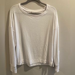 Gap women’s crewneck sweater